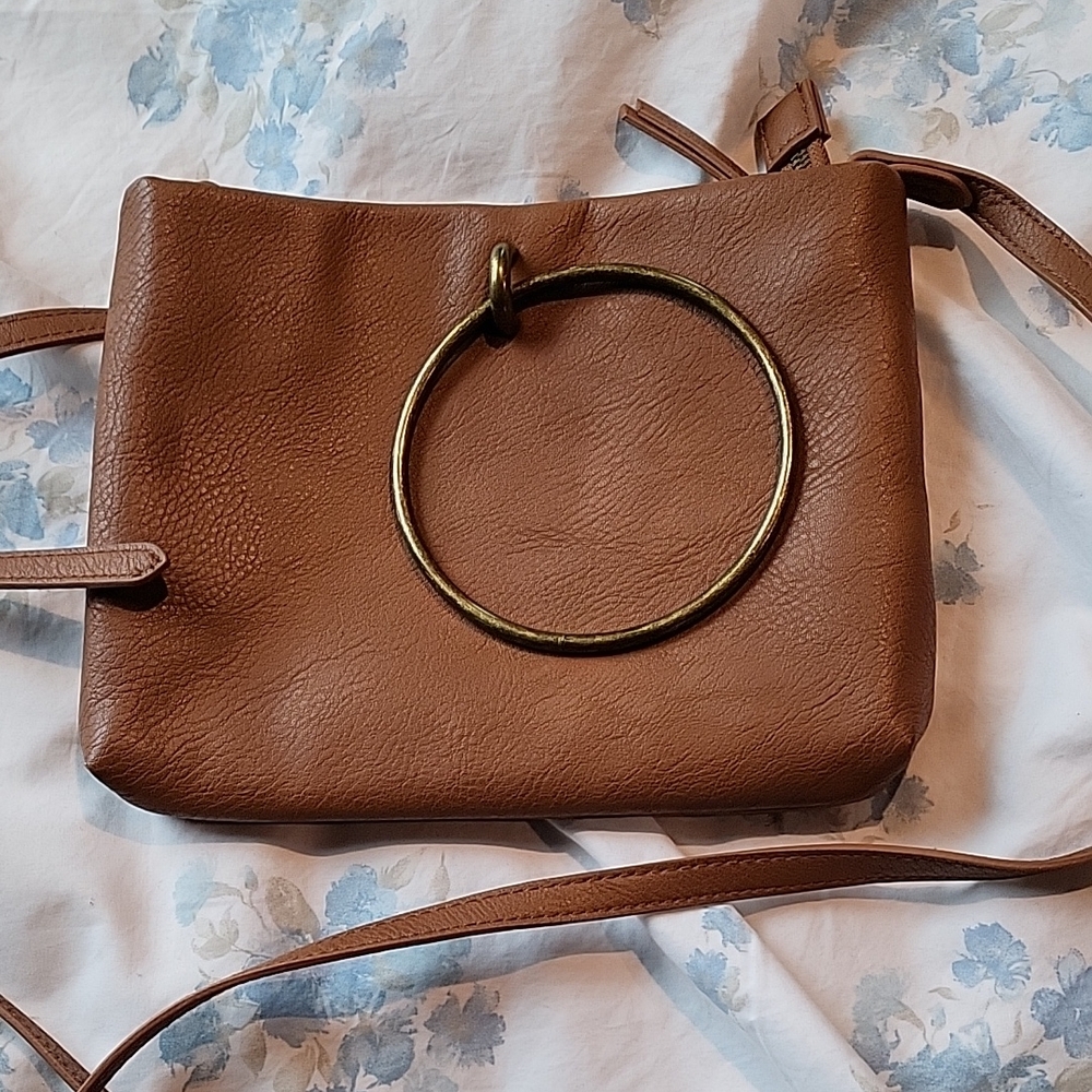 Elegant Brown Leather Shoulder Bag